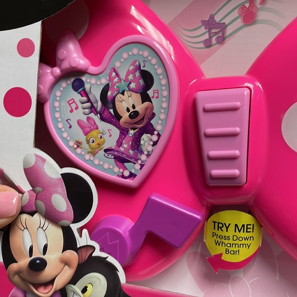 Disney Junior Minnie, mouse rocking guitar - Picture 5 of 9